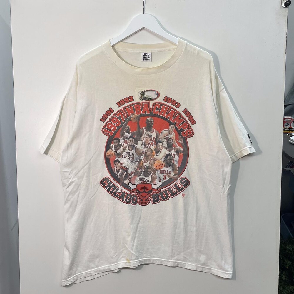 NBA Men's White and Cream T-shirt